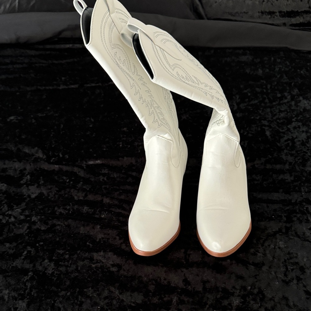 SHEIN White Embroidered Heeled Boots